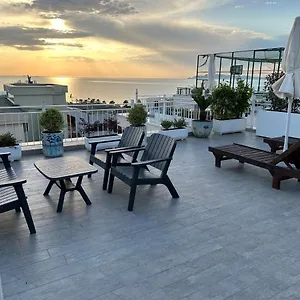 Paradise Rooftop Golem Apartment Golem (Tirana)